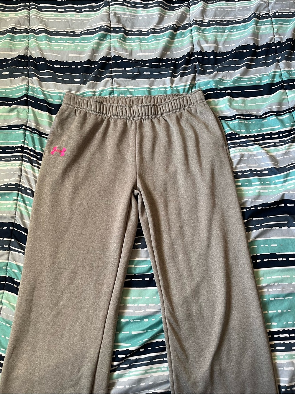 Underarmour wide leg sweatpants